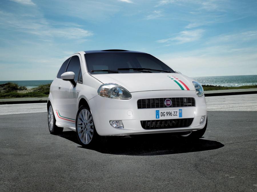  Fiat Grande Punto 2005 года  (фото 45 из 51)